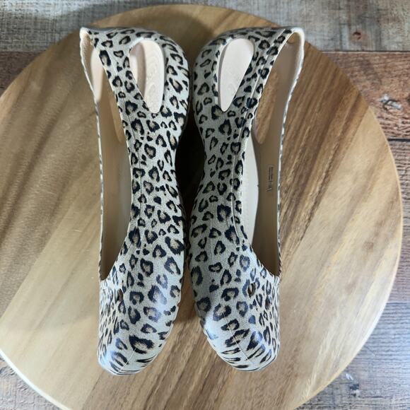 Crocs Kadee Shoes Womens 9 Cream Brown Cheetah Animal Print Ballet Flats Slip On - Picture 5 of 8